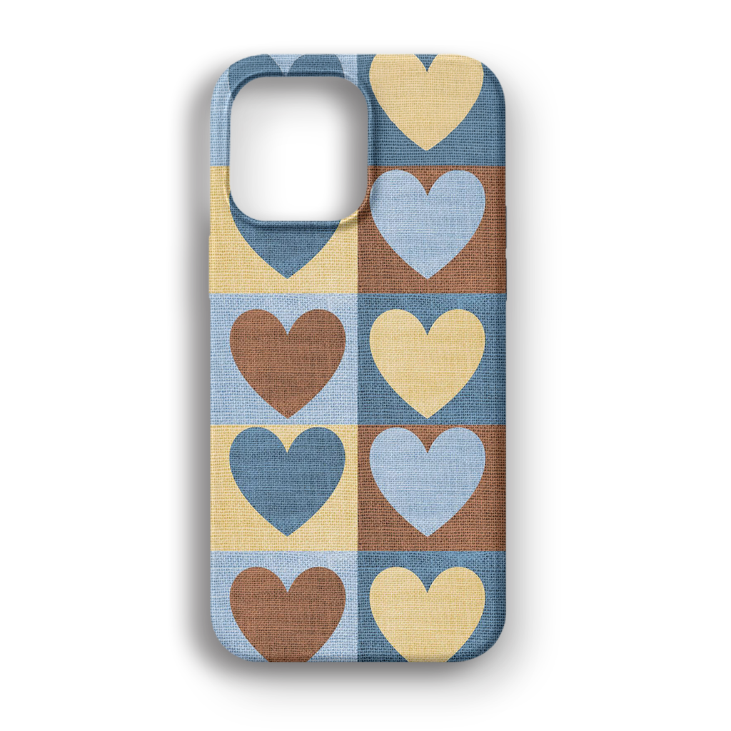 Heart Checkered Pattern - Lüks Kadife İç Kaplamalı Koruyucu Kılıf (K 113)