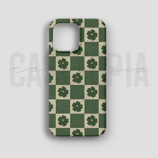 Green Checkered Clover - Lüks Kadife İç Kaplamalı Koruyucu Kılıf (K 131)